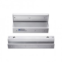 Уголки и кронштейны